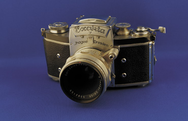 Isi Metzstein's camera